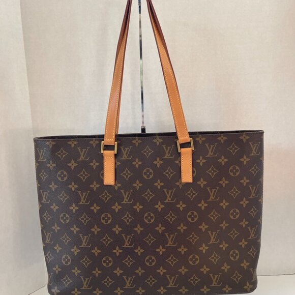 Louis Vuitton Luco Monogram Shoulder Tote Bag Purse (155217) - Picture 2 of 15